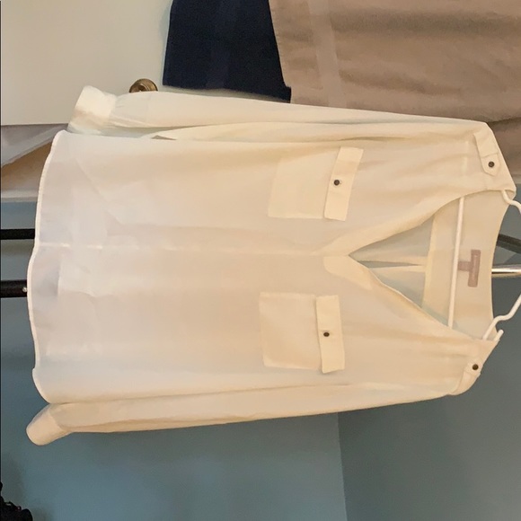 Banana Republic Cream Blouse - Picture 2 of 4